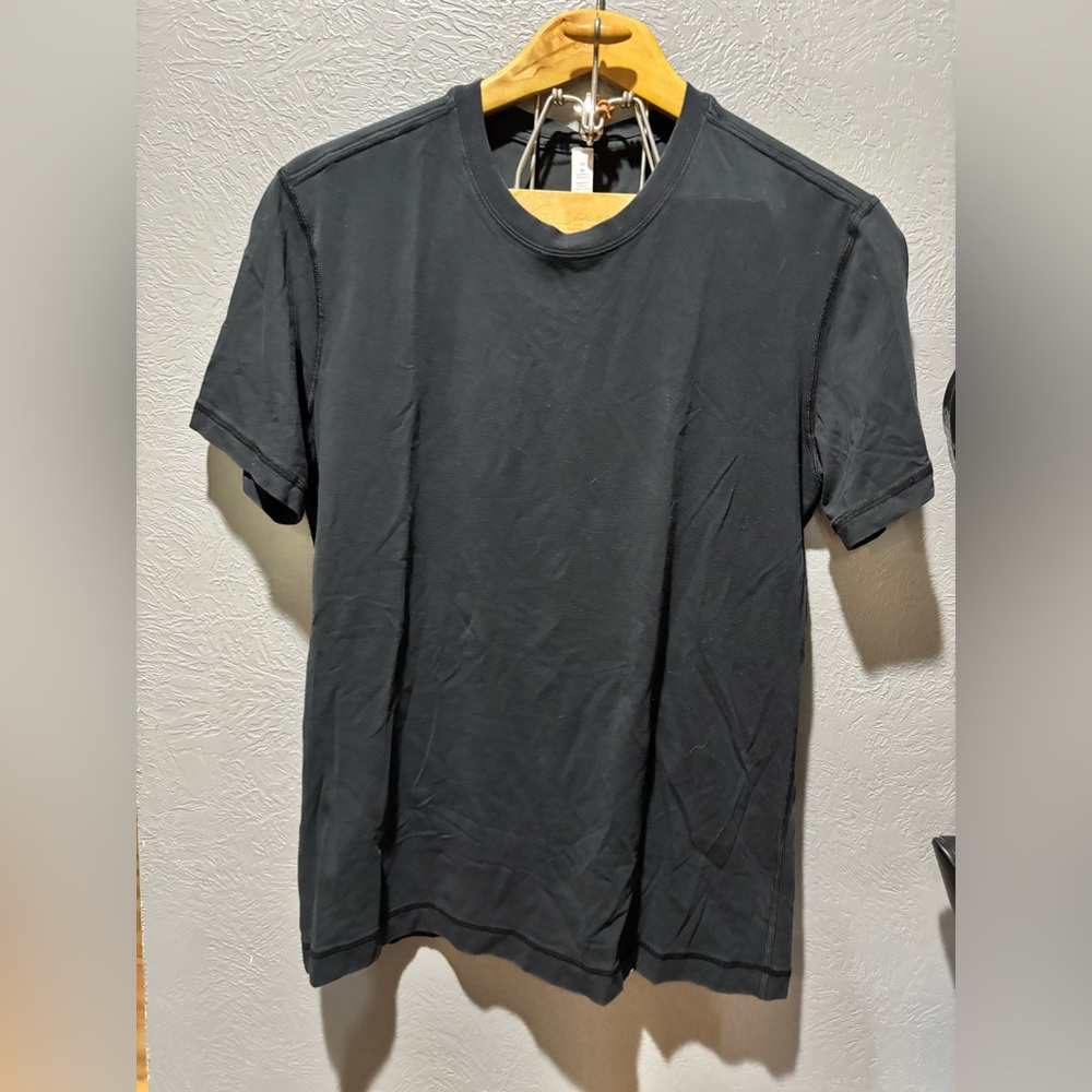 Lululemon Short Sleeved Basic Essential Tee Size … - image 1